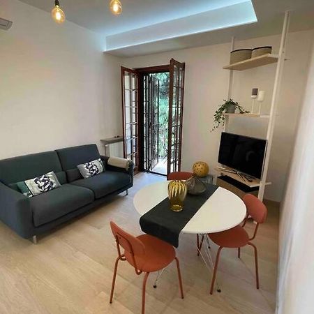 Grazioso Appartamento In Condominio Nel Verde 布奇纳斯科 外观 照片